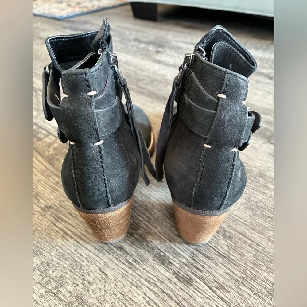 Sam Edelman Merton Suede Leather Ankle Block Bootie 6.5